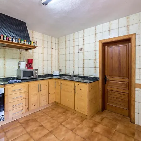 La Plana Villa