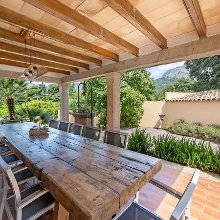 La Plana Villa